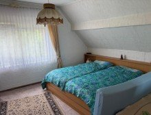 Schlafzimmer OG Einfamilienhaus mit gr�nem Grundst�ck!