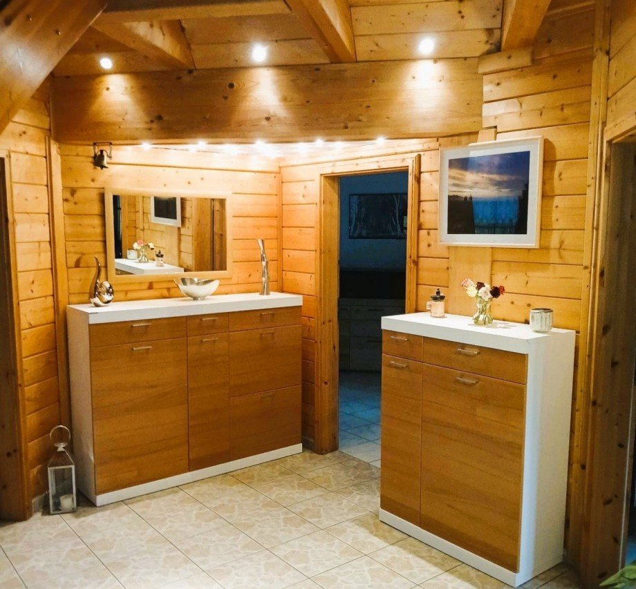 Flurbereich OG Einfamilienhaus Teichland