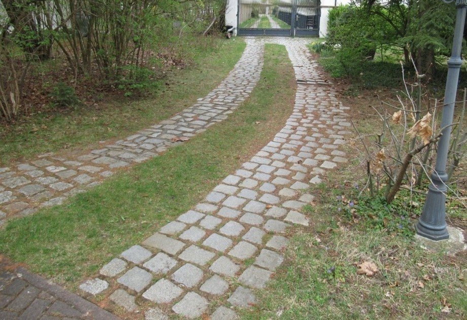 Tor und Einfahrt Einfamilienhaus Cottbus