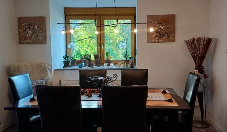 Wohnzimmer mit Essbereich Dachgeschosswohnung Cottbus