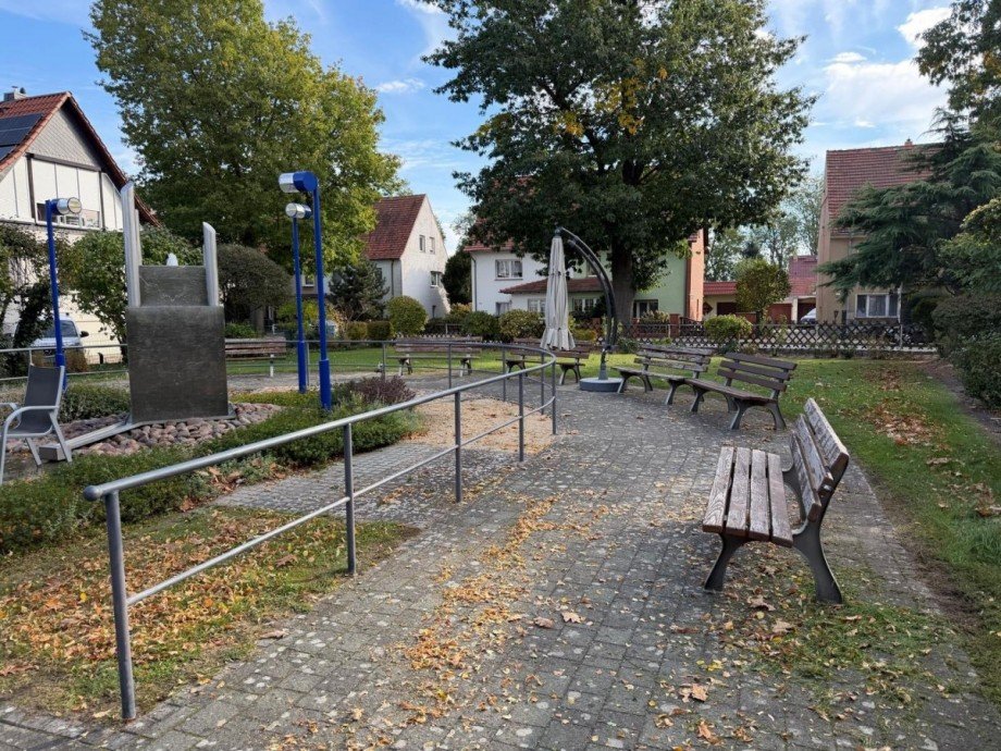Parkanlage mit Sitzm�glichkeiten Renditeobjekt Dahme