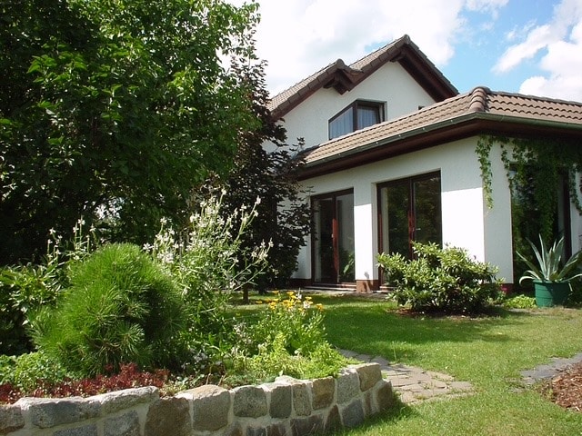 Haus 2 mit Wintergarten und Pool Einfamilienhaus Cottbus