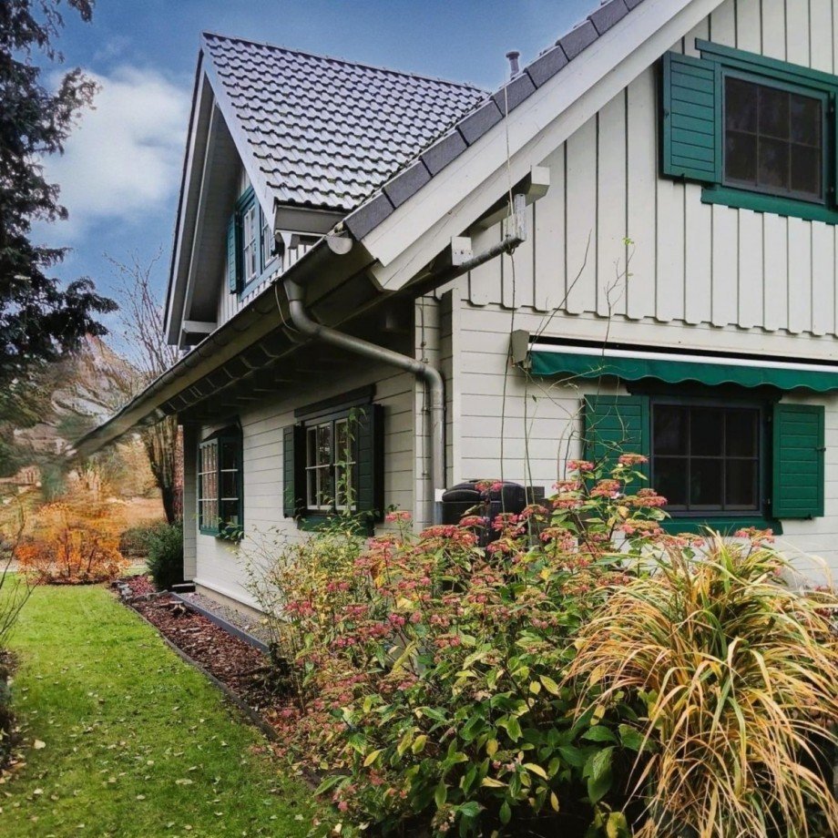 Seitenansicht Einfamilienhaus Teichland