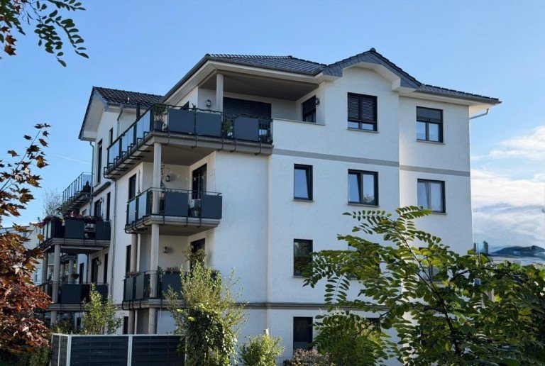 seitliche Hausansicht Cottbus - Spremberger Vorstadt Dachgeschosswohnung Penthouse-Wohnung mit riesiger Dachterrasse!