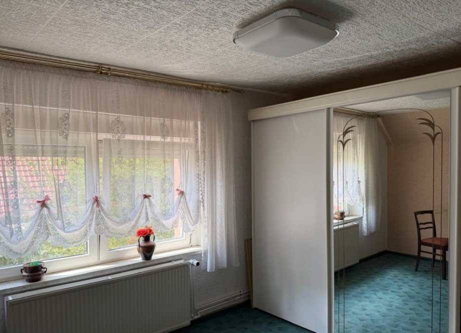 Schlafzimmer OG (2) Einfamilienhaus Krauschwitz