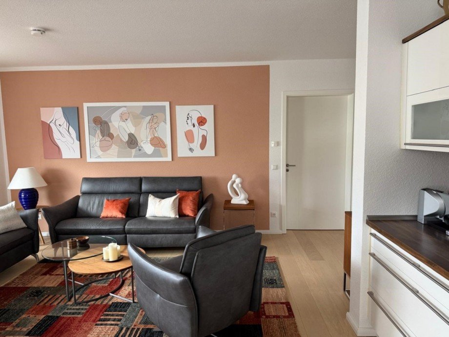 Wohnzimmer mit offener K�che Etagenwohnung Cottbus